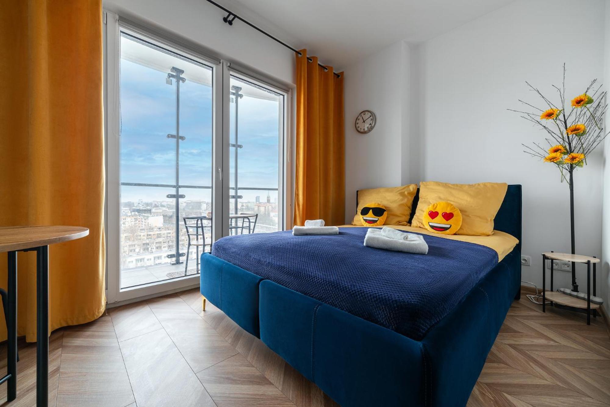 Apartamenty Wola Tower Warszawa Exteriör bild