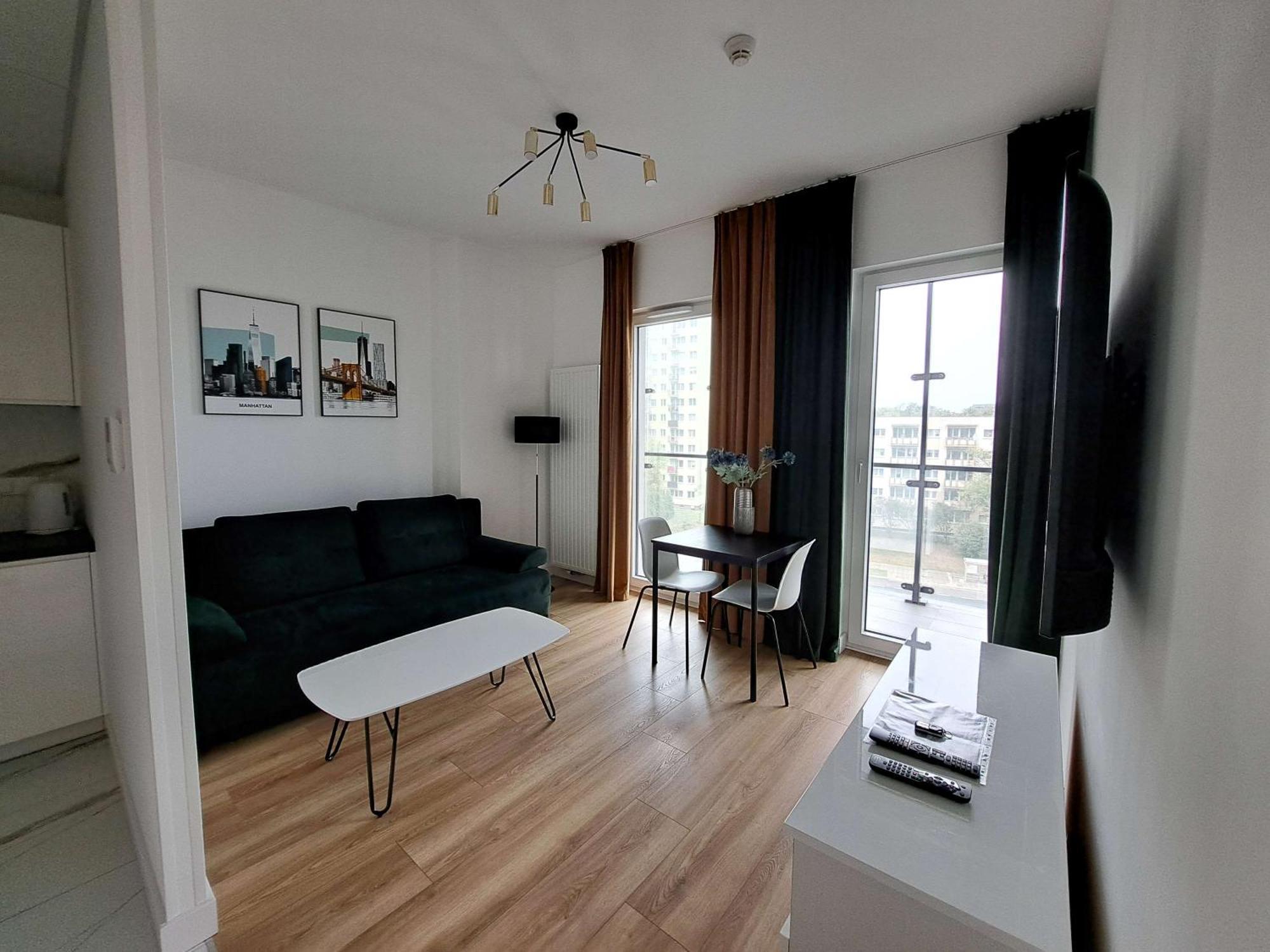 Apartamenty Wola Tower Warszawa Exteriör bild